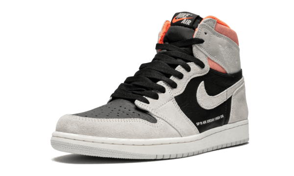 555088-018 Air Jordan 1 Retro High OG Neutral Grey Hyper Crimson