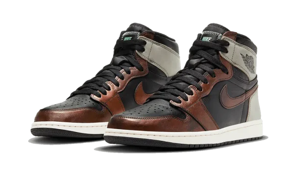 555088-033 Air Jordan 1 Retro High Patina