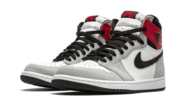 555088-126 Air Jordan 1 Retro High Light Smoke Grey