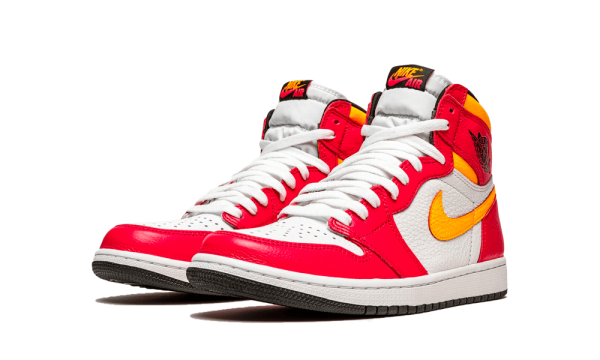 555088-603 Air Jordan 1 Retro High Light Fusion Red