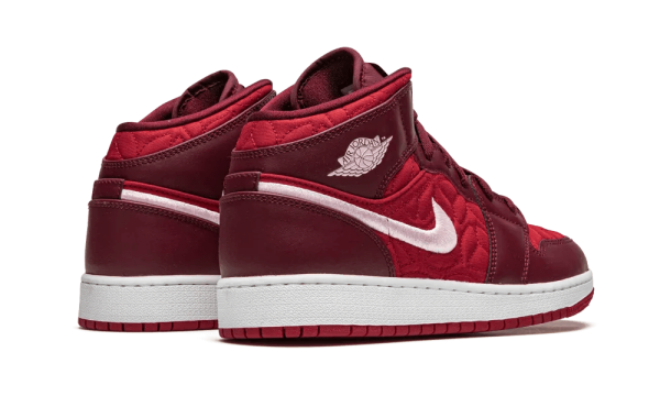 AV5174-600 Air Jordan 1 Mid SE Red Quilt (GS)