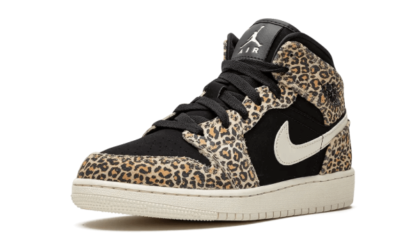 BQ6931-021 Air Jordan 1 Mid SE Leopard (GS)