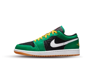 DQ8421-300 Air Jordan 1 Low SE Christmas (GS)