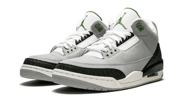 136064-006 Air Jordan 3 Retro Chlorophyll