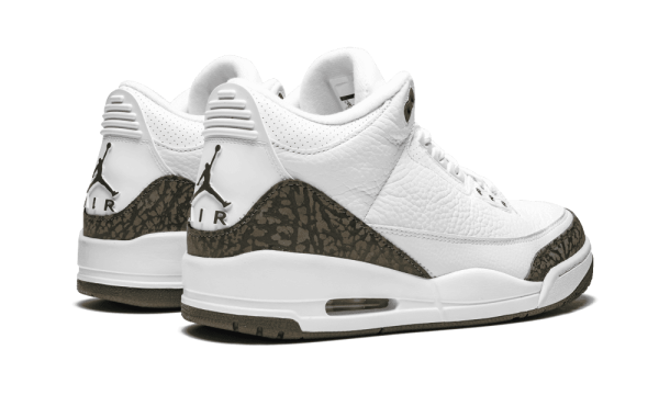 136064-122 Air Jordan 3 Retro Mocha