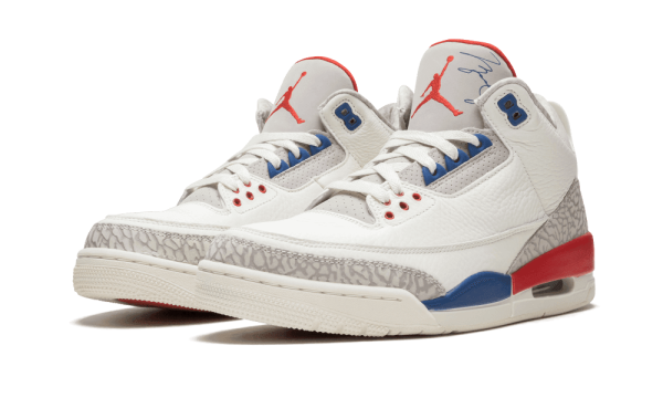 136064-140 Air Jordan 3 Retro International Flight