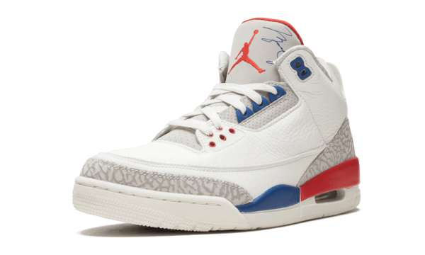 136064-140 Air Jordan 3 Retro International Flight