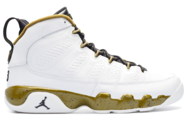 302359-109 Air Jordan 9 Retro BG Statue