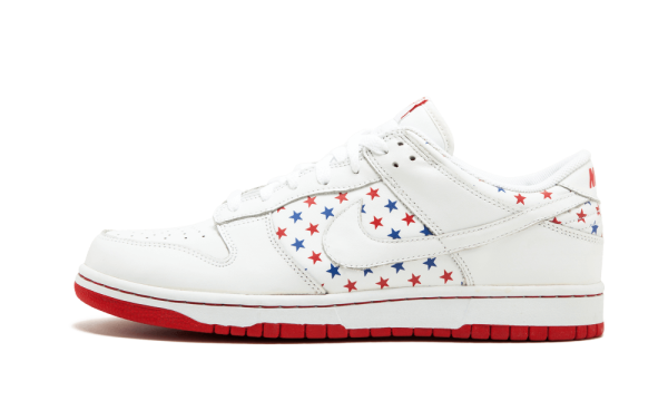 311369-111 Nike Dunk Low 4th Of July (W)