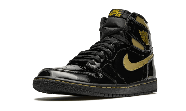 555088-032 Air Jordan 1 Retro High Black Metallic Gold (2020)