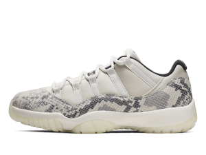 CD6847-002 Air Jordan 11 Snake Light Bone (GS)