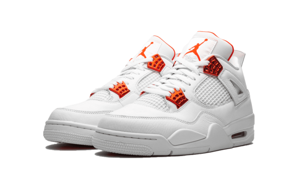 CT8527-118 Air Jordan 4 Retro Metallic Orange