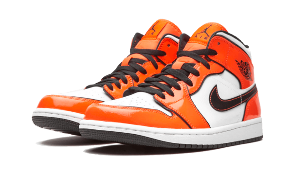 DD6834-802 Air Jordan 1 Mid SE Turf Orange