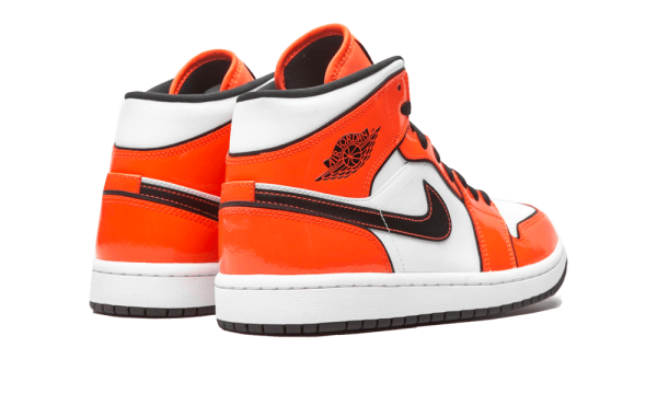 DD6834-802 Air Jordan 1 Mid SE Turf Orange