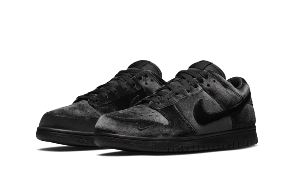 DH2686-002 Nike Dunk Low Dover Street Market Triple Black Velvet