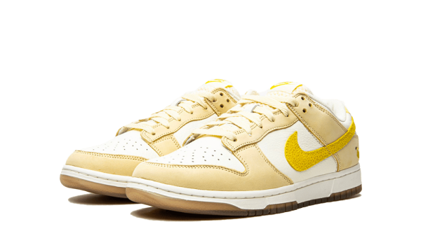 DJ6902-700 Nike Dunk Low Lemon Drop (W)