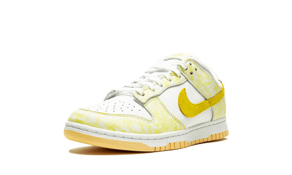 DM9467-700 Nike Dunk Low Yellow Strike (W)