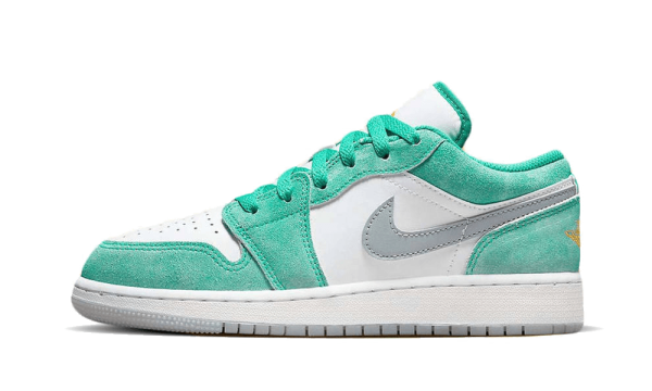 DO8244-301 Air Jordan 1 Low New Emerald (GS)